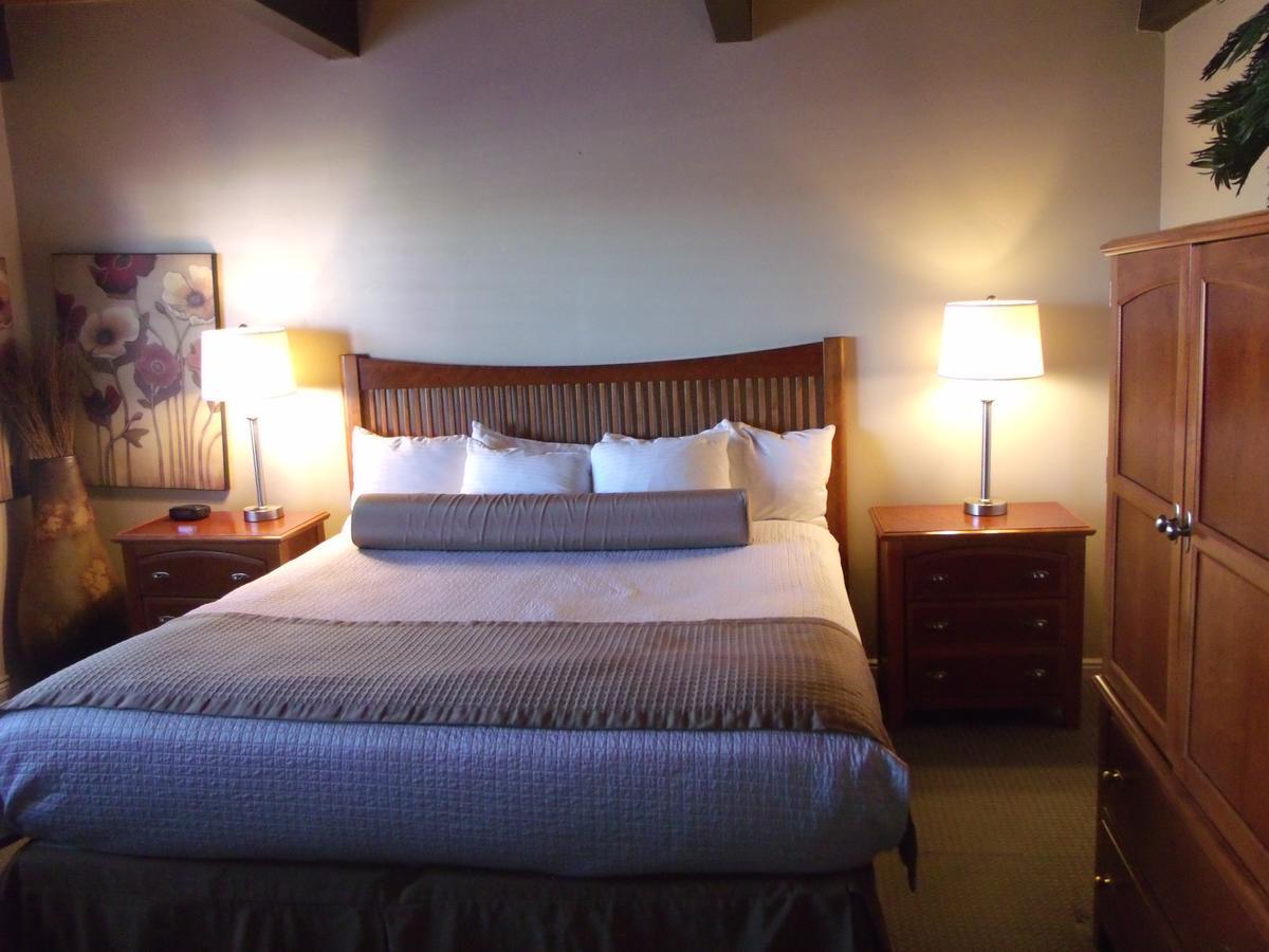 Antlers Inn Вернал Экстерьер фото