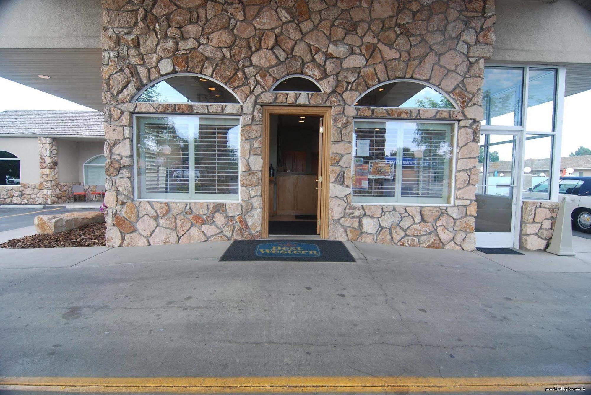 Antlers Inn Вернал Экстерьер фото