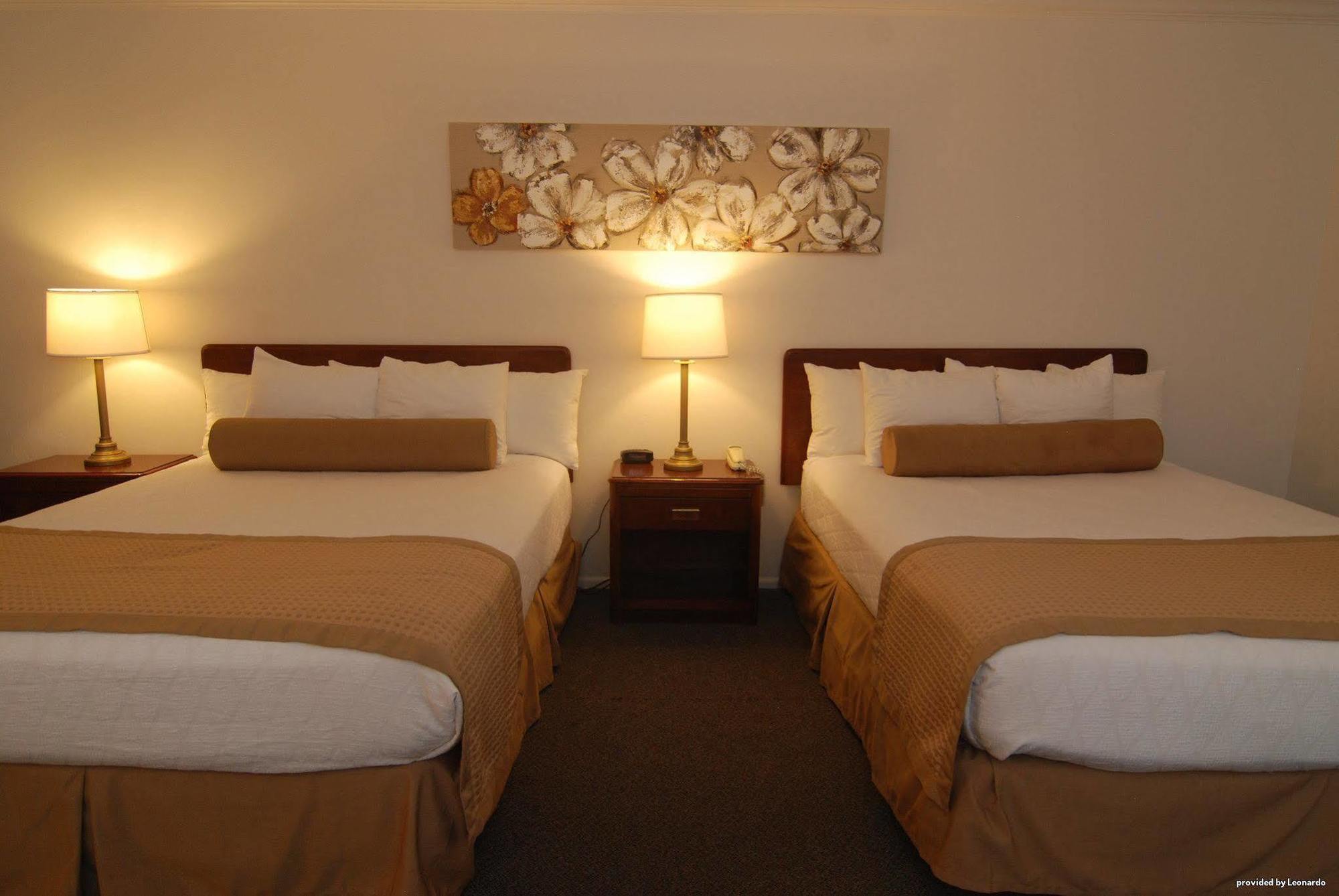 Antlers Inn Вернал Экстерьер фото