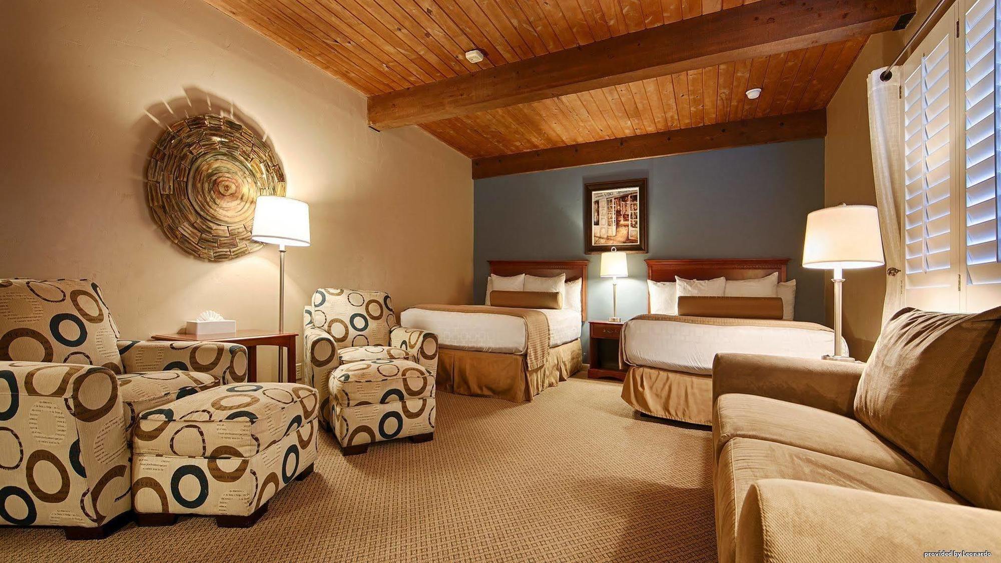Antlers Inn Вернал Экстерьер фото